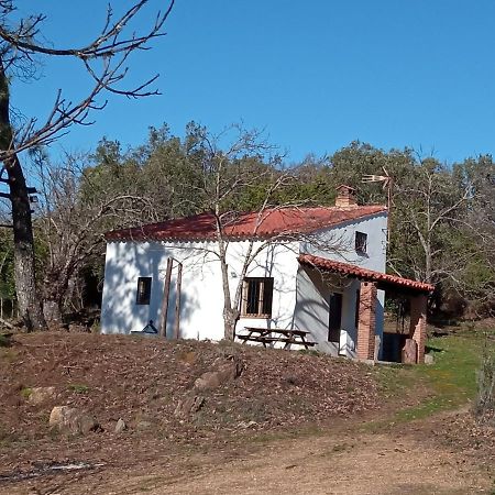 Viviendas Rurales Del Robledo Castano de Robledo Esterno foto